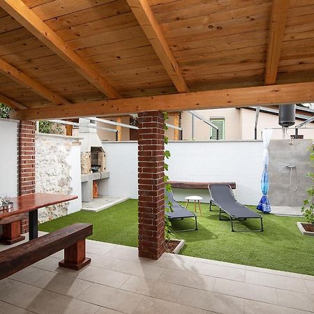 Villa Dana Banjole Esterno foto