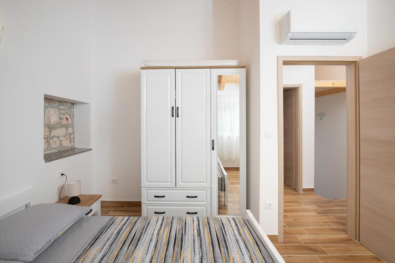 Villa Dana Banjole Esterno foto
